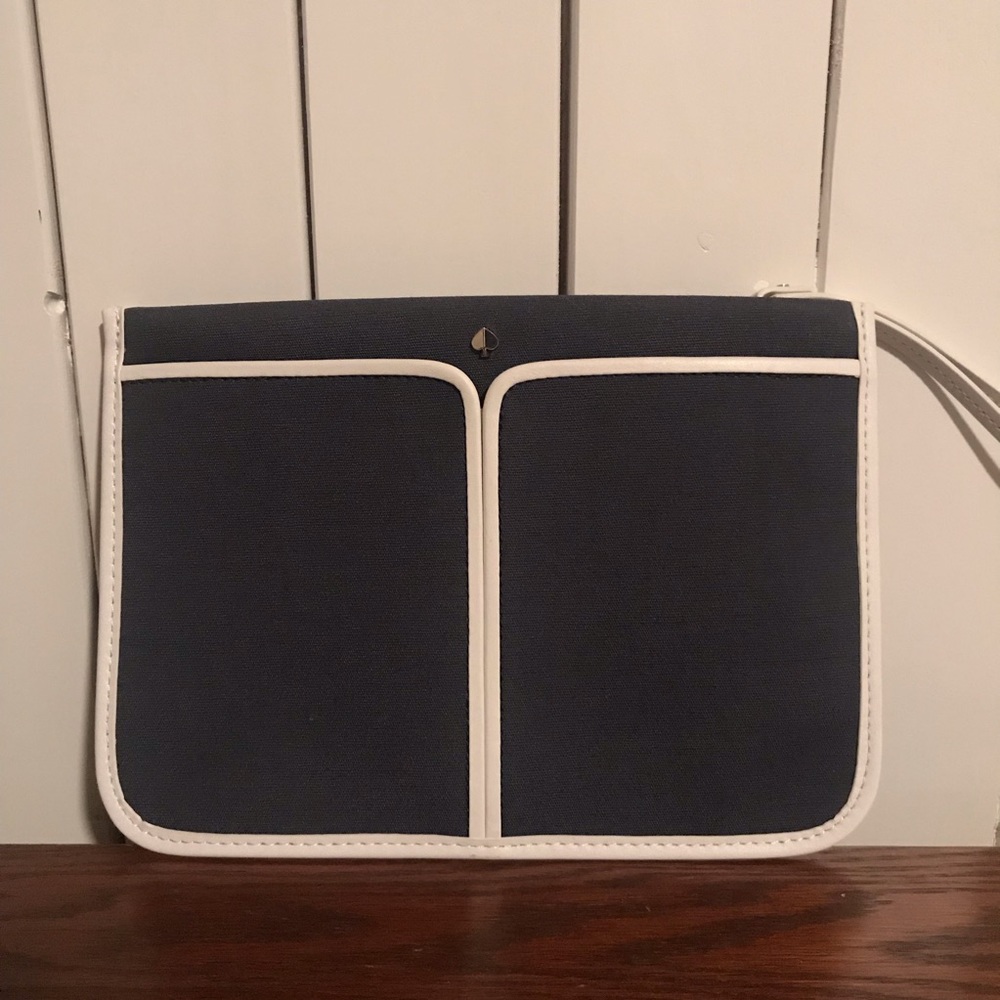 ♠️ Kate Spade ♠️ Wristlet